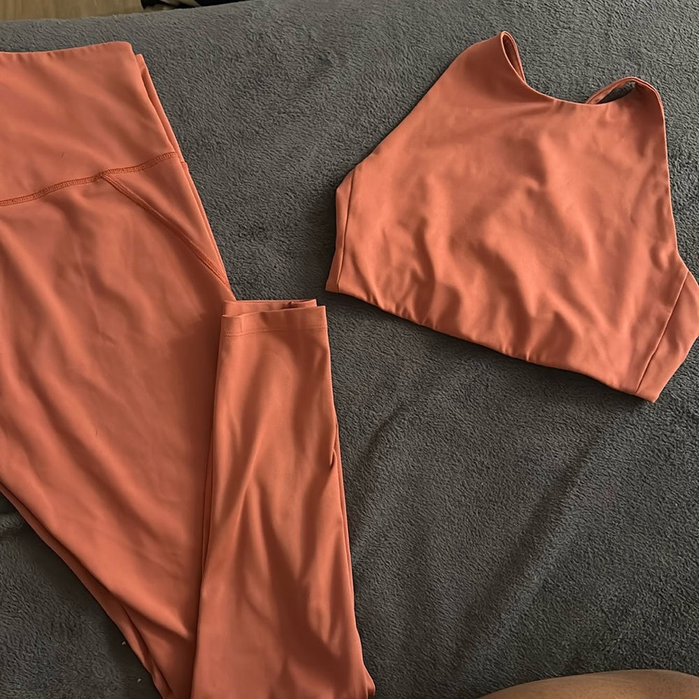 GIRLFRIEND COLLECTIVE Compressive Gym Set